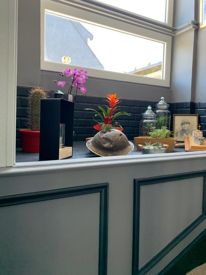 Hotel Le Cosy Riva Bella Ouistreham Bagian luar foto