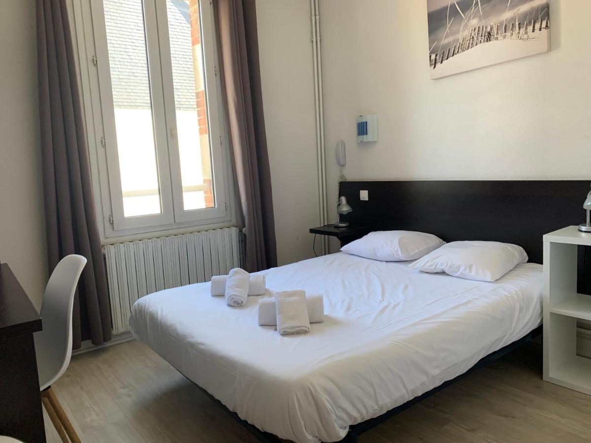 Hotel Le Cosy Riva Bella Ouistreham Bagian luar foto