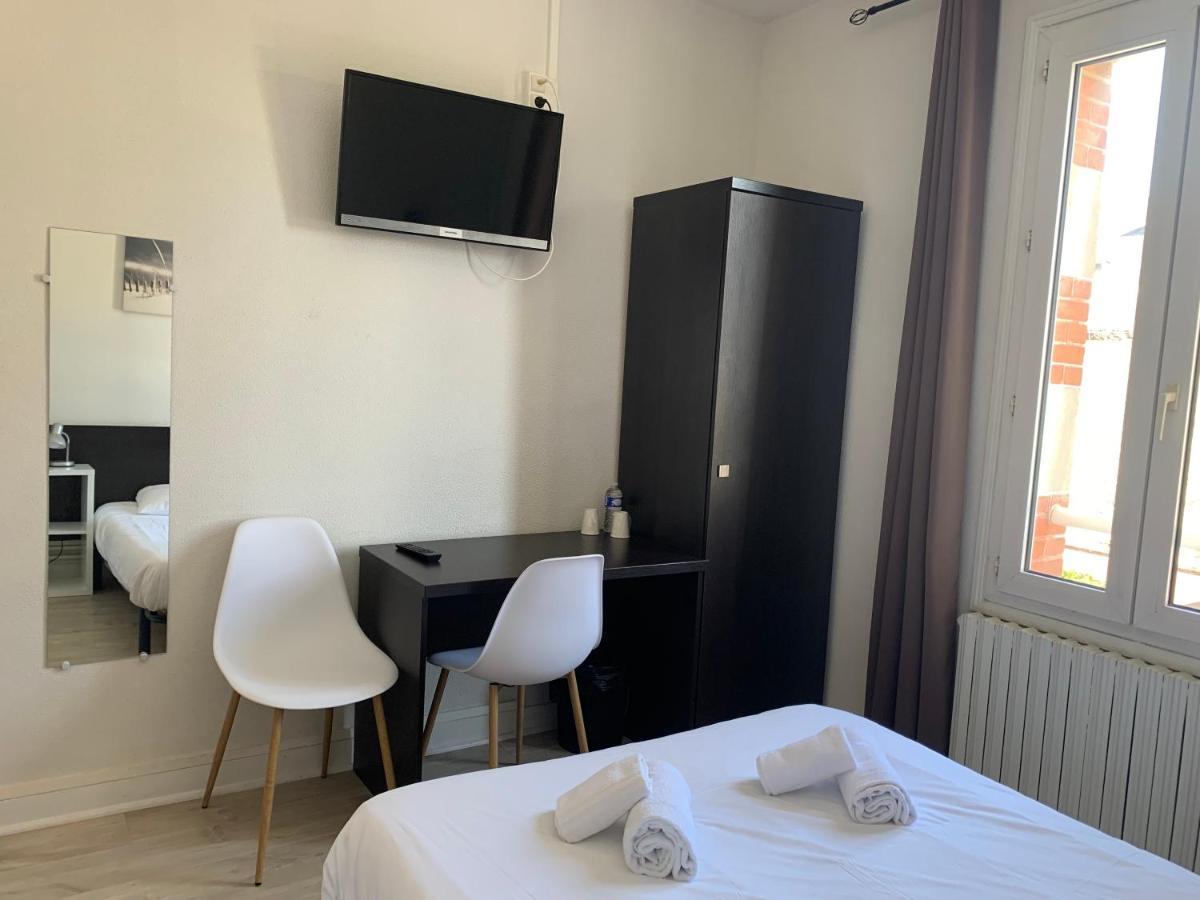 Hotel Le Cosy Riva Bella Ouistreham Bagian luar foto